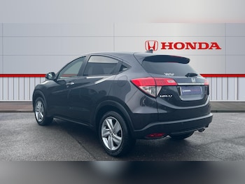 Used Honda HR-V 2018 for sale - 77233555: Photo