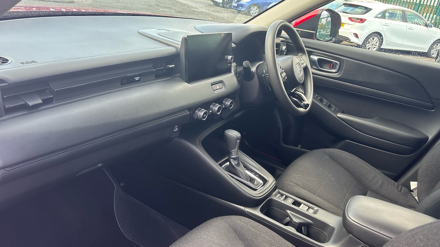 Used Honda HR-V 2024 for sale - 76340007: Photo 2