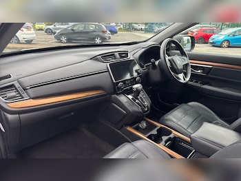 Used Honda CR-V 2019 for sale - 76302899: Photo