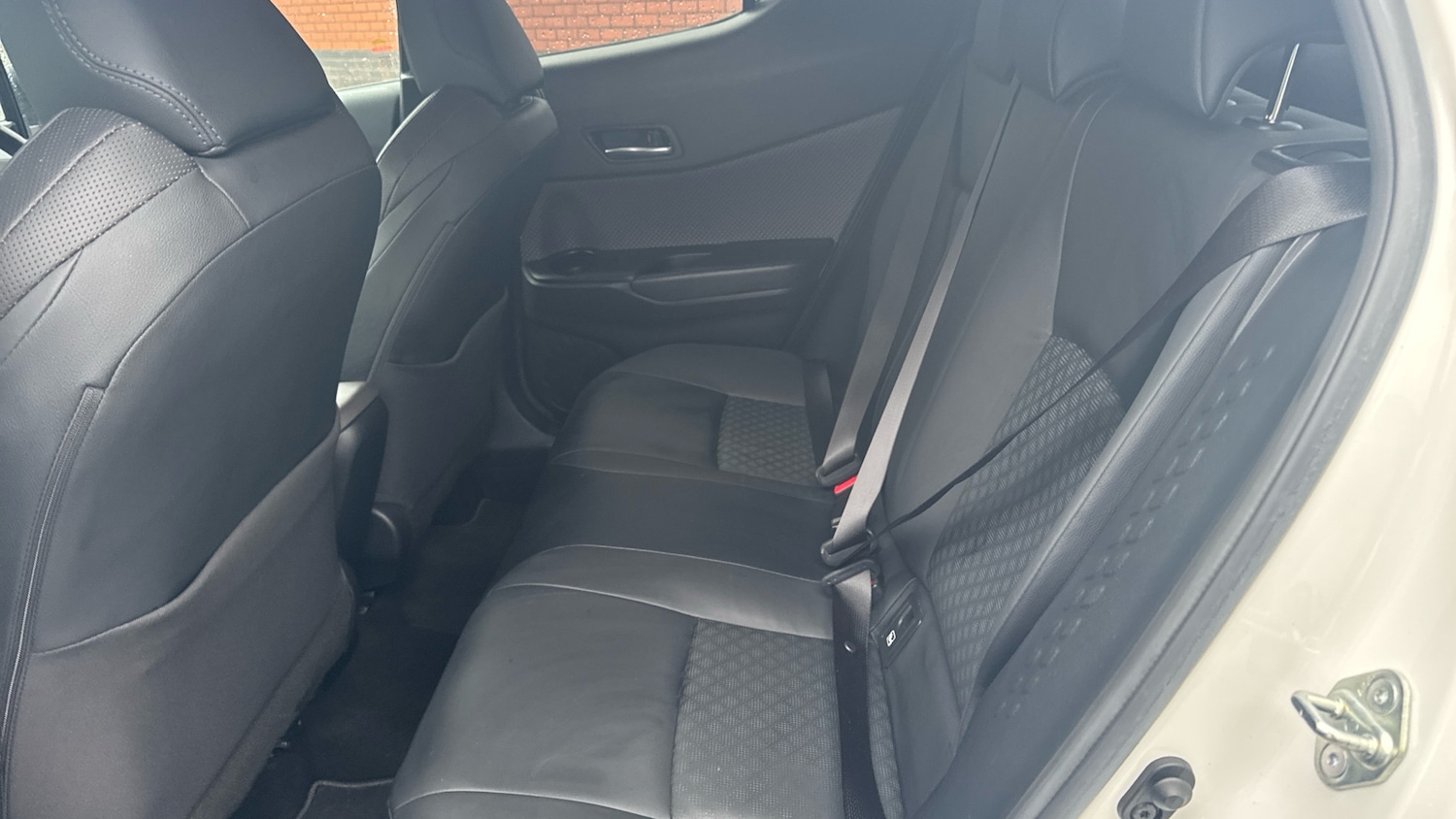 Used Toyota C-HR 2023 for sale - 77449451: Photo 16