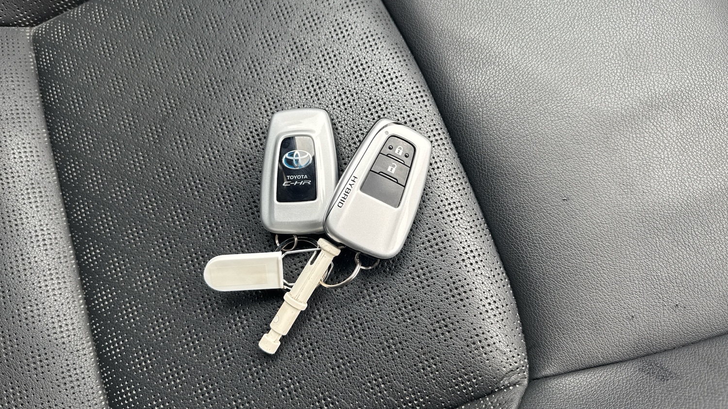 Used Toyota C-HR 2023 for sale - 77449451: Photo 20