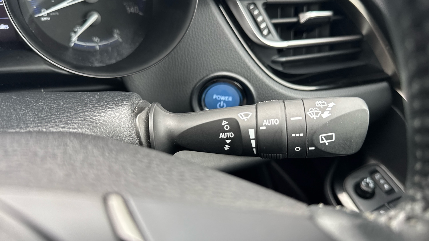 Used Toyota C-HR 2023 for sale - 77449451: Photo 31