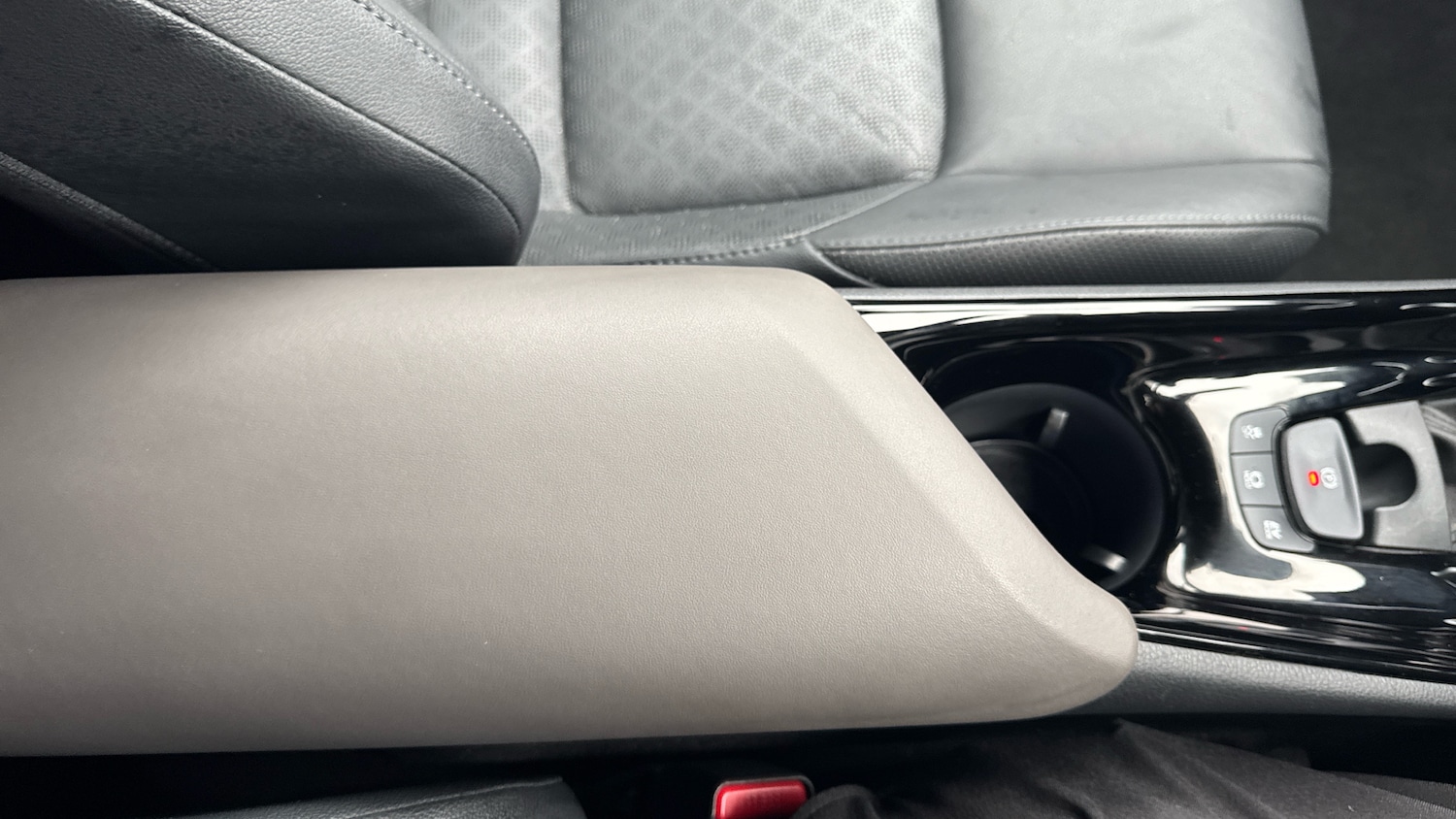 Used Toyota C-HR 2023 for sale - 77449451: Photo 44