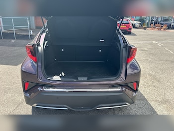 Used Toyota C-HR 2023 for sale - 79366651: Photo