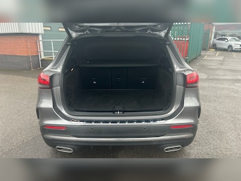 Used Mercedes-Benz GLA 2021 for sale - 76363242: Photo