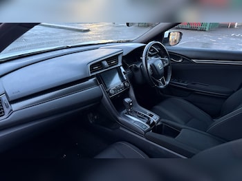 Used Honda Civic 2017 for sale - 77148341: Photo