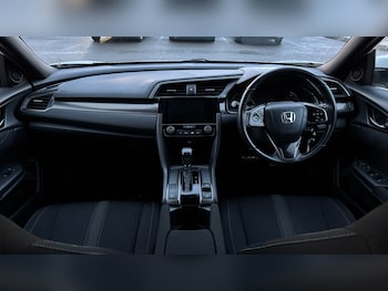 Used Honda Civic 2017 for sale - 77148341: Photo