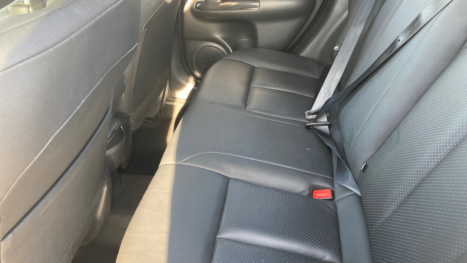 Used Nissan Juke 2016 for sale - 76536501: Photo 16