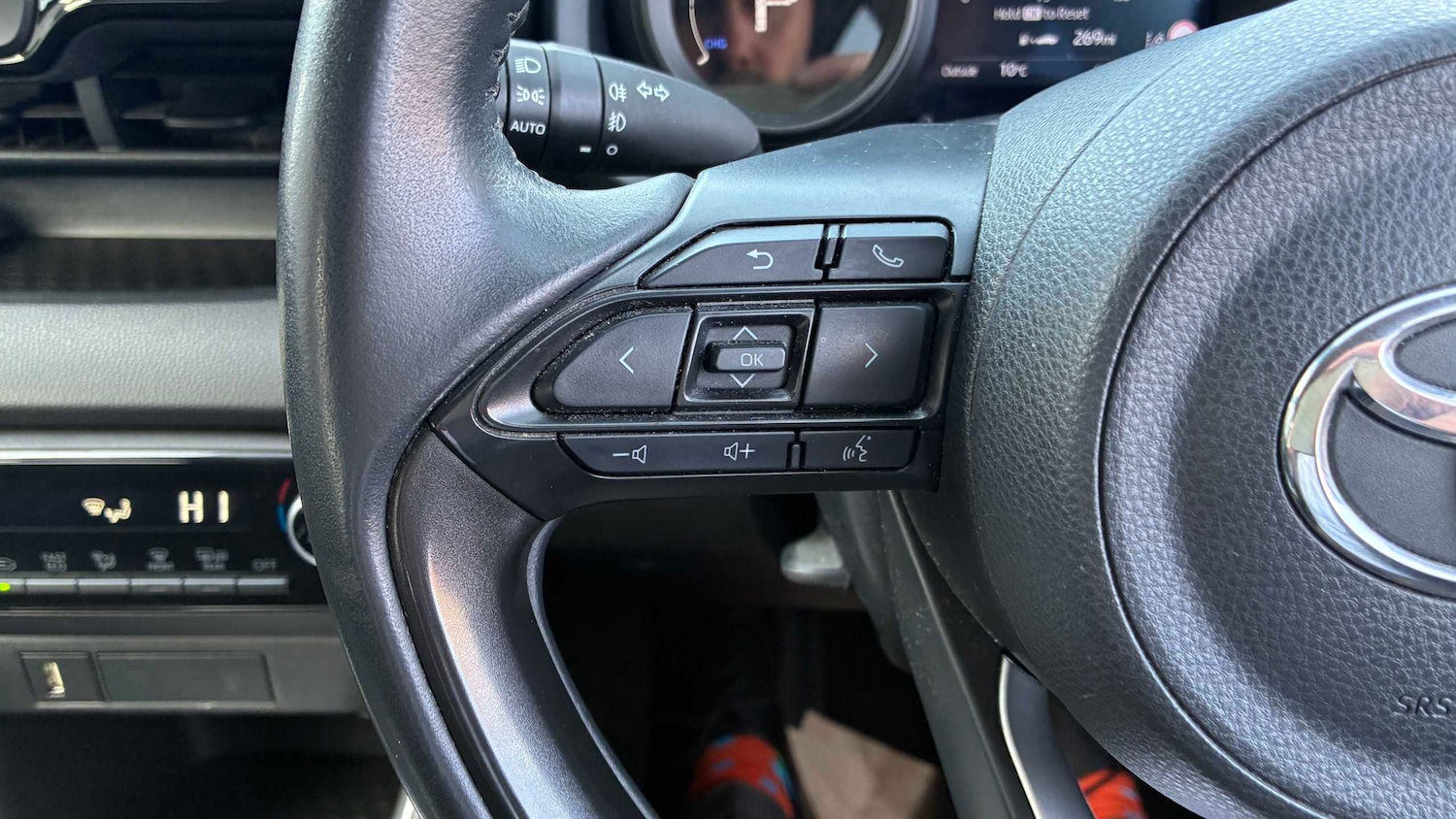 Used Toyota Yaris for sale - 77943519: Photo 27