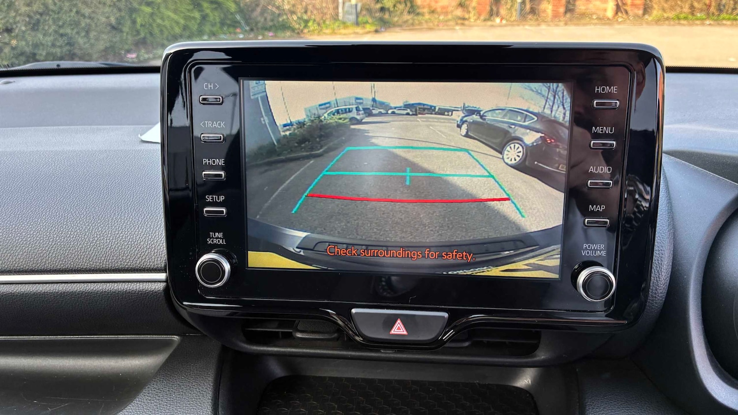 Used Toyota Yaris for sale - 77943519: Photo 31