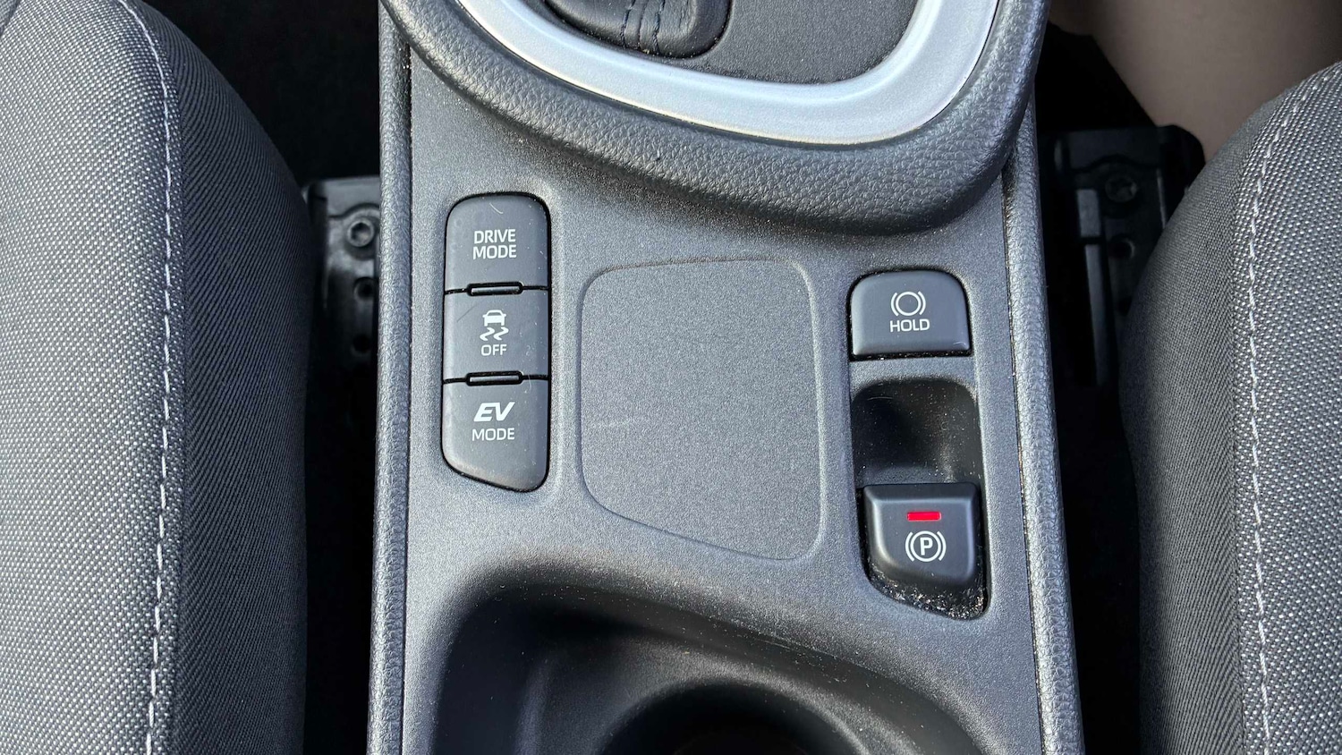 Used Toyota Yaris for sale - 77943519: Photo 34