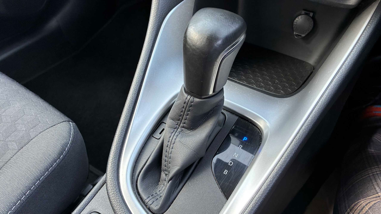 Used Toyota Yaris for sale - 77943519: Photo 35