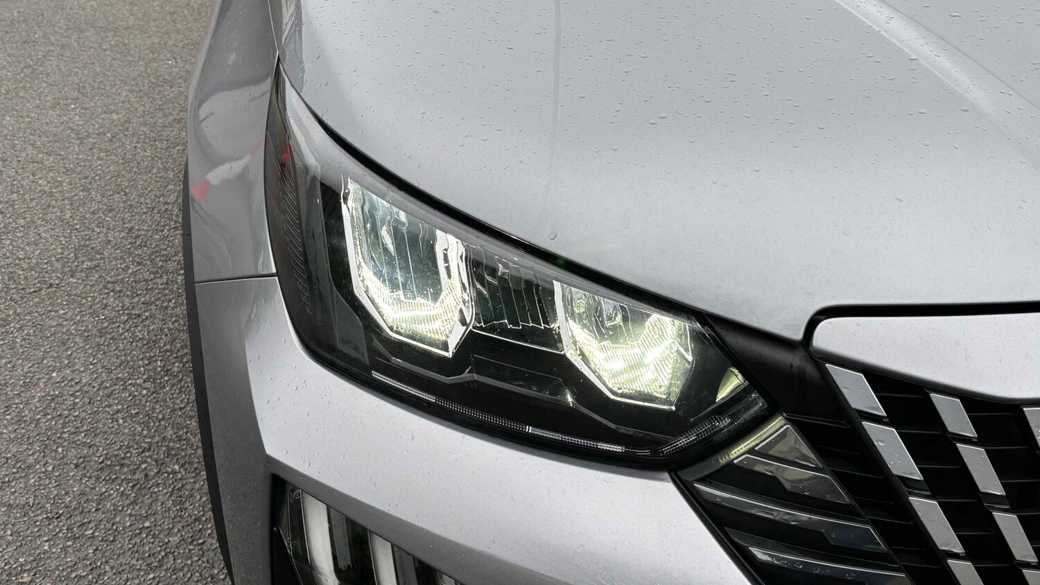 Used Peugeot 2008 for sale - 77860460: Photo 10