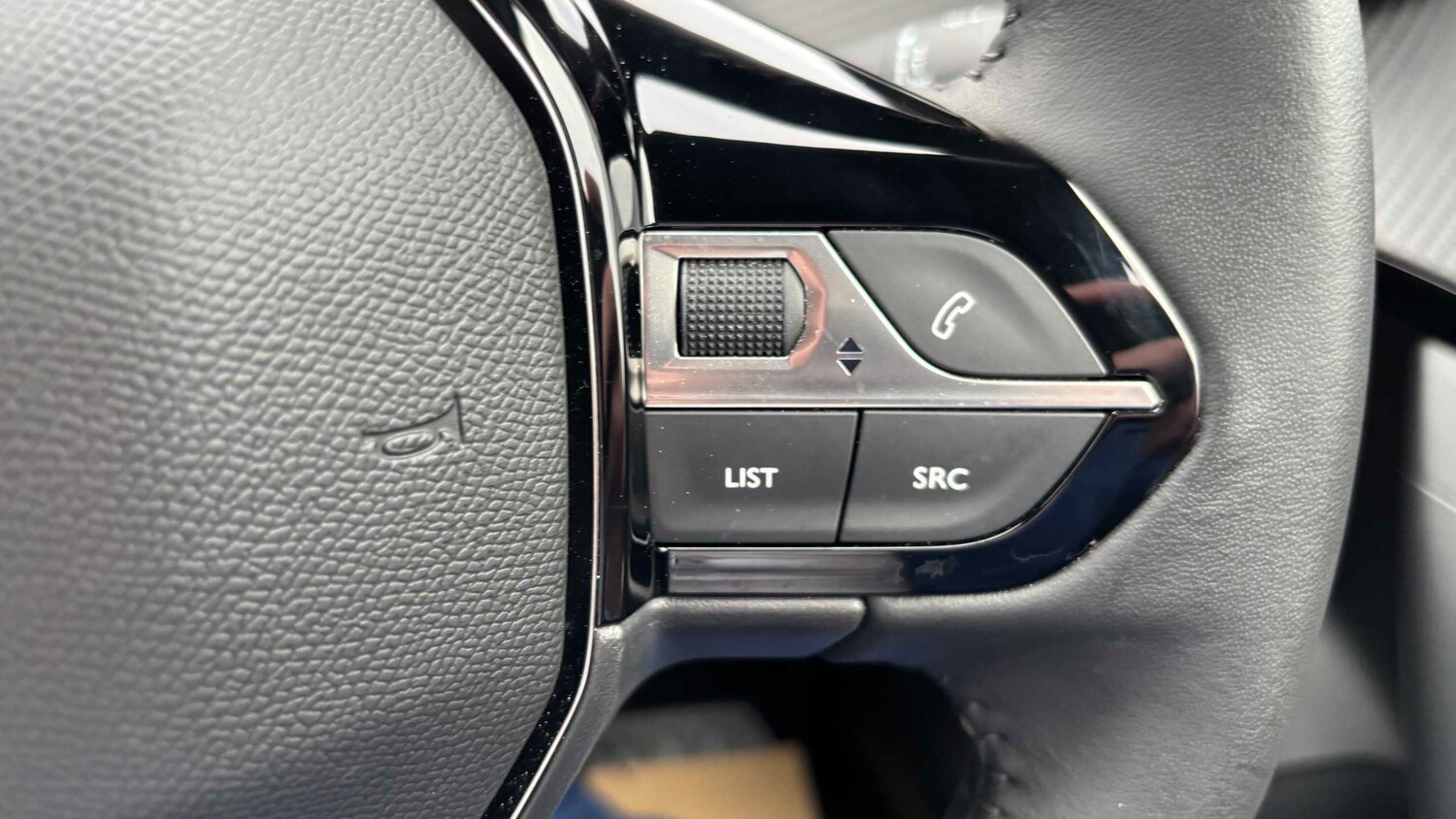 Used Peugeot 2008 for sale - 77860460: Photo 31