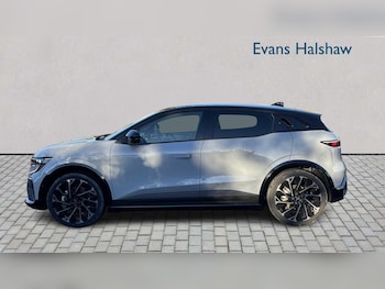 Used Renault Megane E Tech 2026 for sale - 77858346: Photo