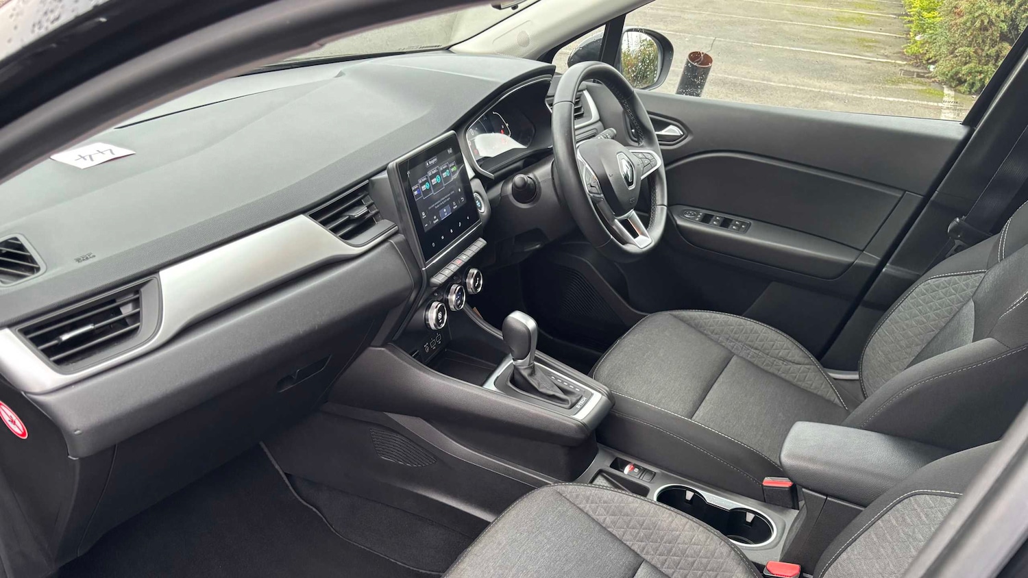 Used Renault Captur for sale - 77862446: Photo 35