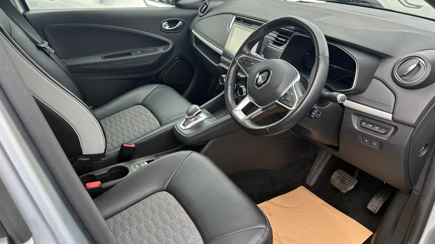 Used Renault Zoe for sale - 77858982: Photo 19