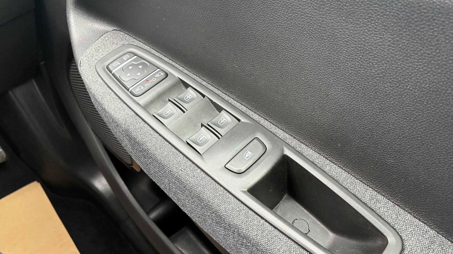 Used Renault Zoe for sale - 77858982: Photo 27