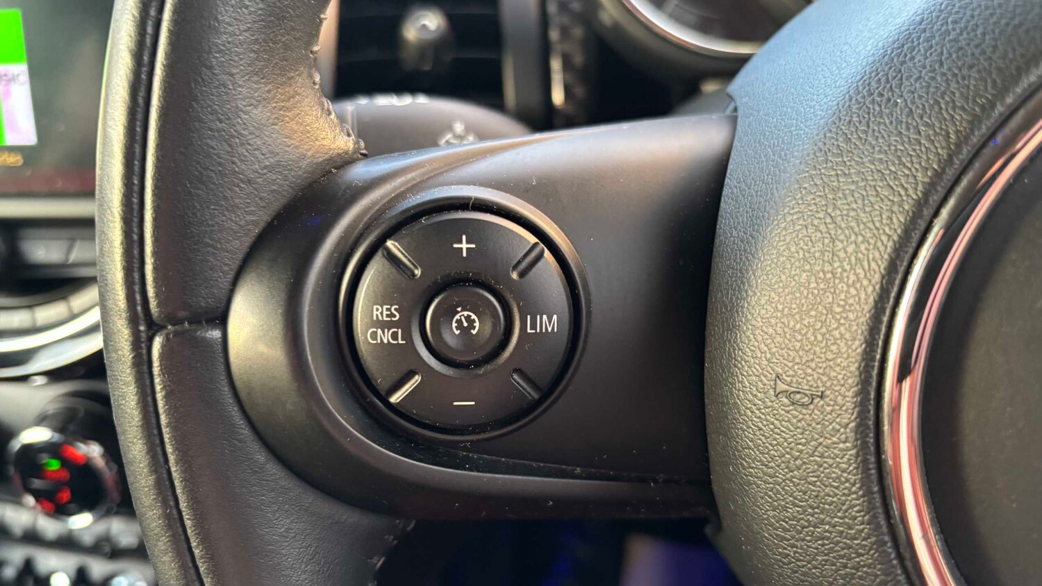 Used MINI Hatch 2018 for sale - 77860129: Photo 27