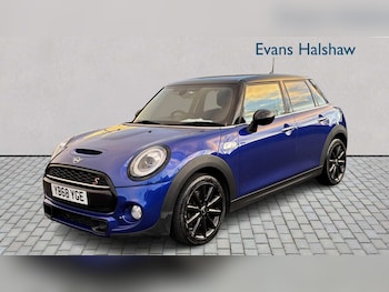 Used MINI Hatch 2018 for sale - 77860129: Photo