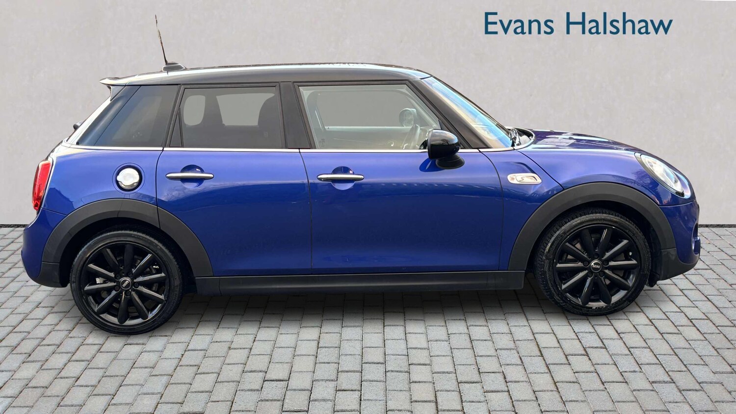 Used MINI Hatch 2018 for sale - 77860129: Photo 8