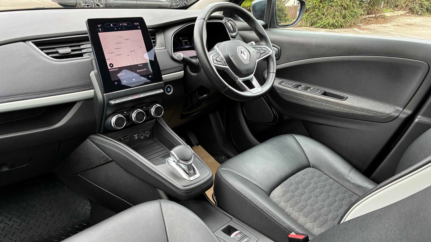 Used Renault Zoe 2022 for sale - 77960862: Photo 22