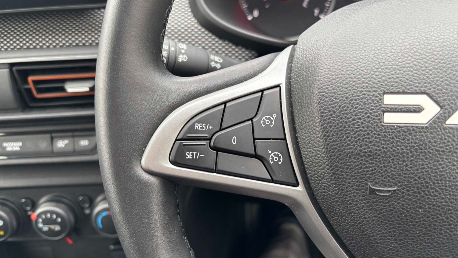 Used Dacia Sandero Stepway for sale - 77860373: Photo 27