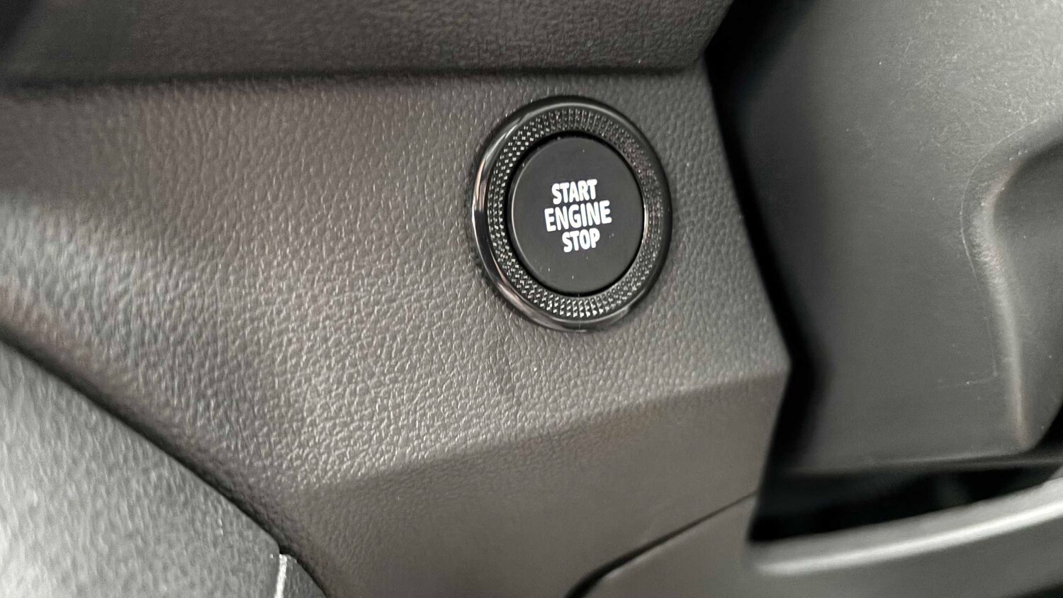 Used Dacia Sandero Stepway for sale - 77860373: Photo 32