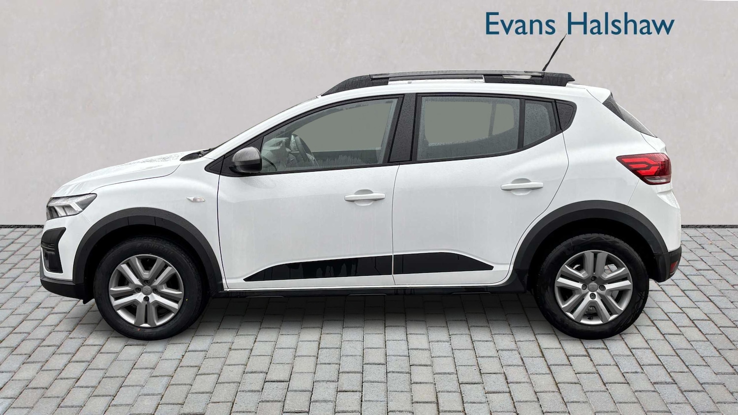 Used Dacia Sandero Stepway for sale - 77860373: Photo 4