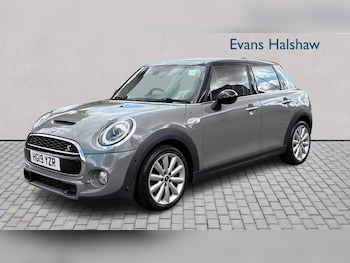 Used MINI Hatch 2019 for sale - 79364827: Photo