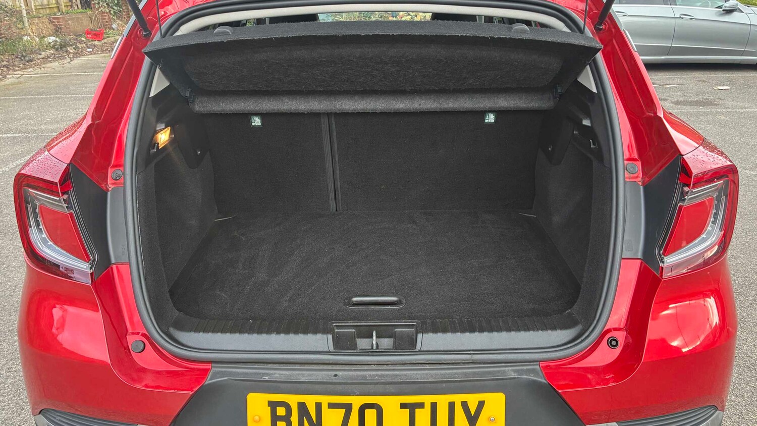 Used Renault Captur for sale - 77860248: Photo 26