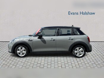 Used MINI Hatch 2022 for sale - 78825510: Photo