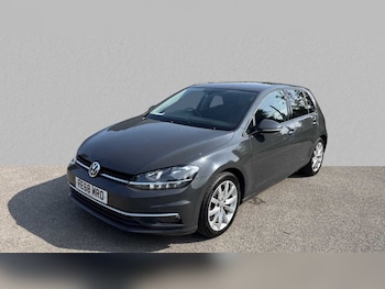 Used Volkswagen Golf 2018 for sale - 78881163: Photo