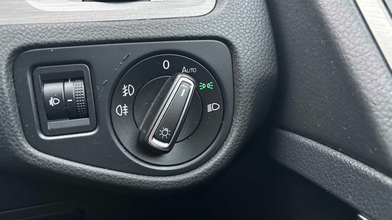 Used Volkswagen Golf for sale - 77861005: Photo 24