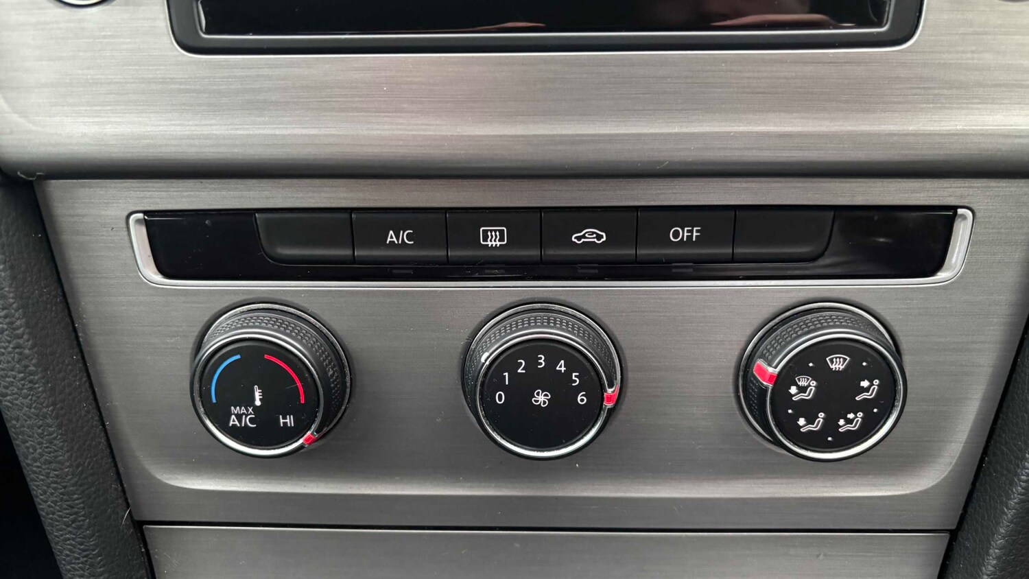 Used Volkswagen Golf for sale - 77861005: Photo 28