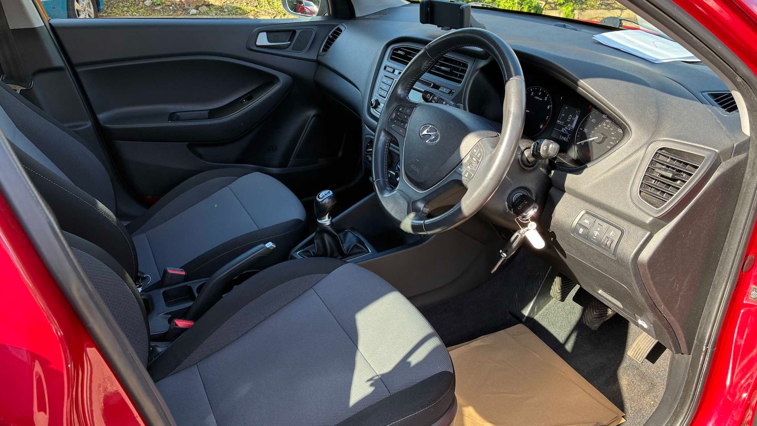 Used Hyundai i20 2018 for sale - 78118971: Photo 25