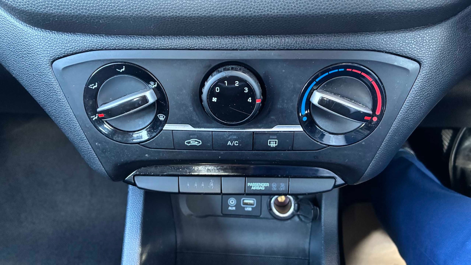 Used Hyundai i20 2018 for sale - 78118971: Photo 32