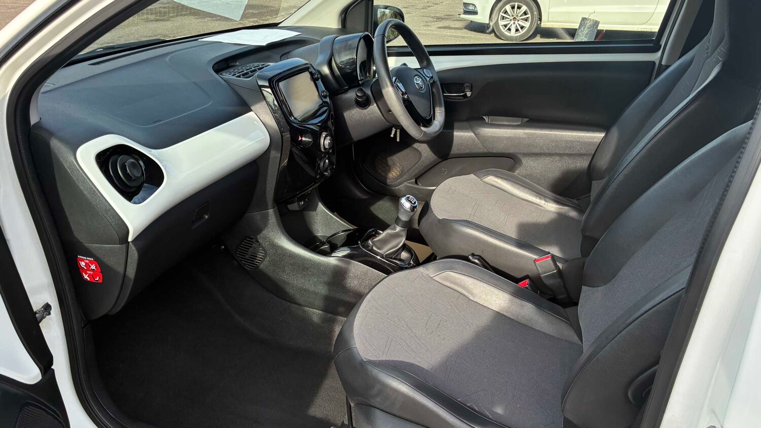 Used Toyota AYGO 2014 for sale - 77858485: Photo 25