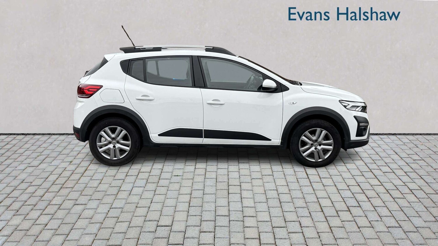 Used Dacia Sandero Stepway 2022 for sale - 77960665: Photo 8