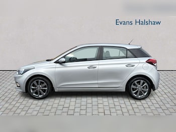 Used Hyundai i20 2015 for sale - 79251131: Photo