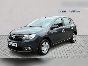 Used Dacia Sandero 2017 for sale - 79556071: Photo