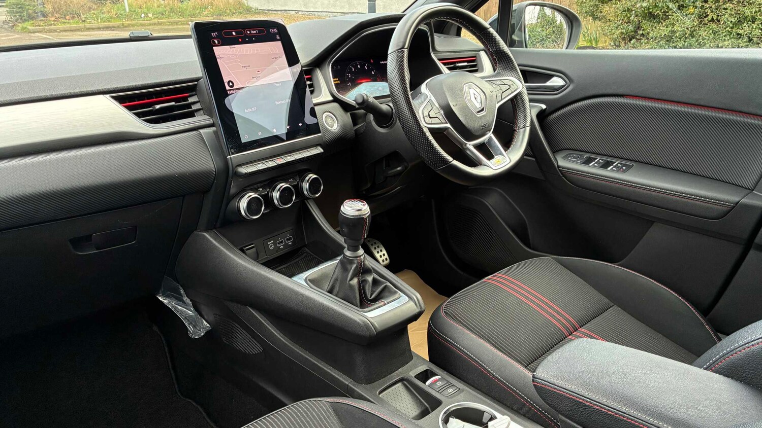 Used Renault Captur for sale - 77862192: Photo 27