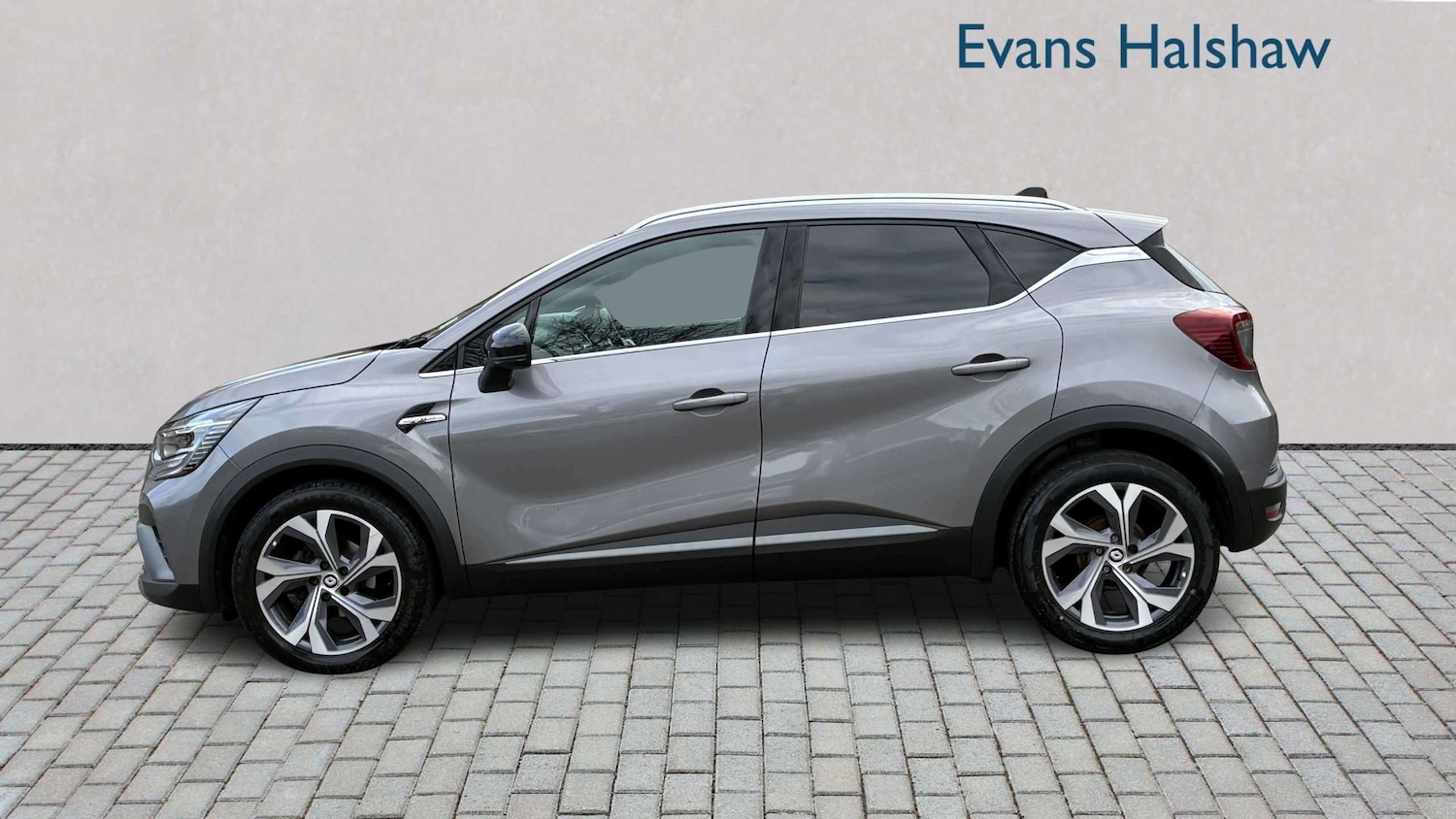 Used Renault Captur for sale - 77862192: Photo 4