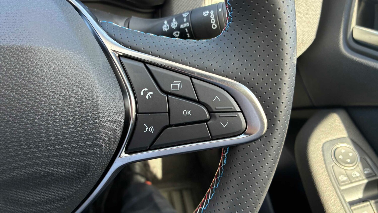 Used Renault Clio 2026 for sale - 78076745: Photo 29