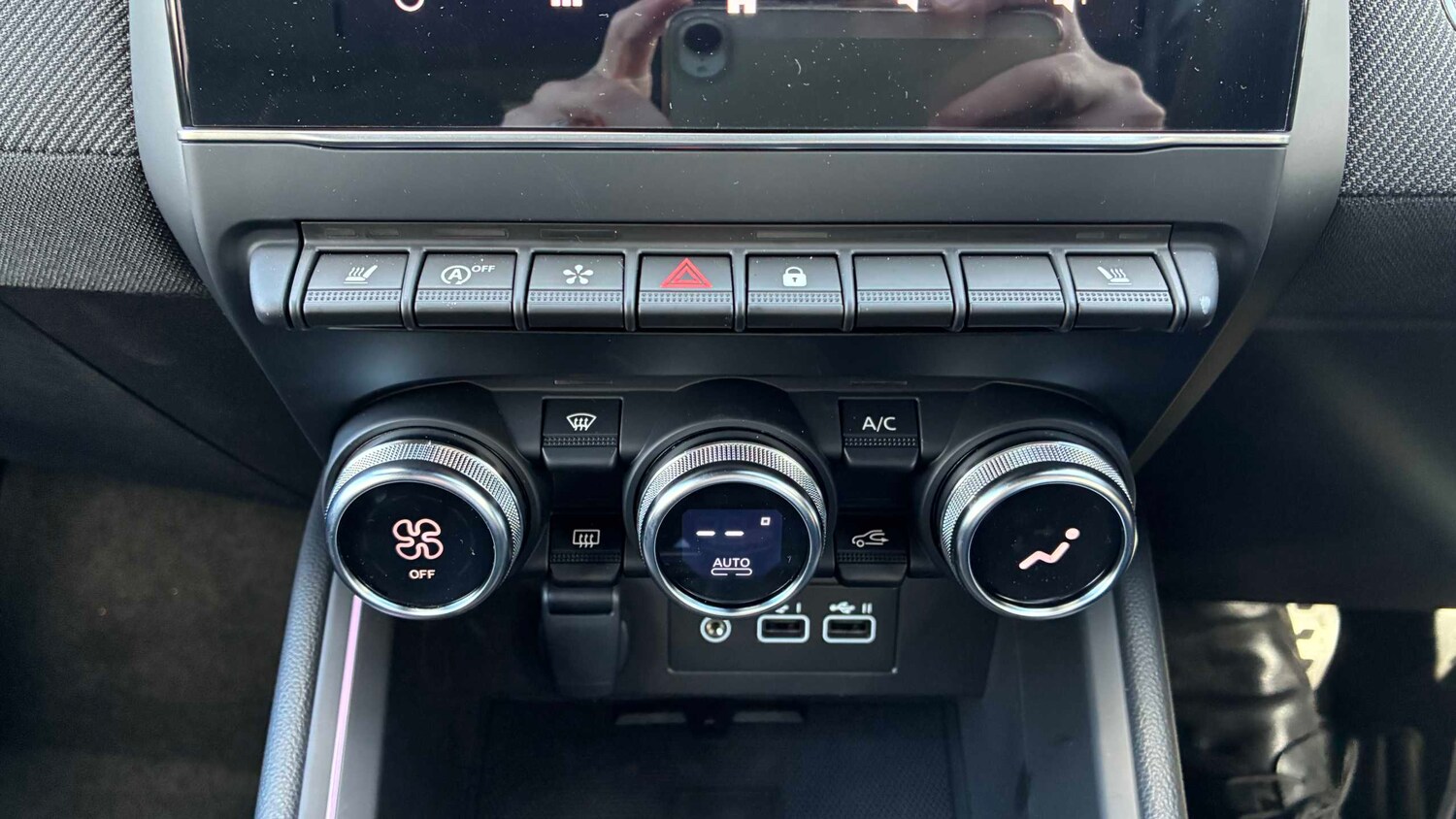 Used Renault Clio 2026 for sale - 78076745: Photo 34