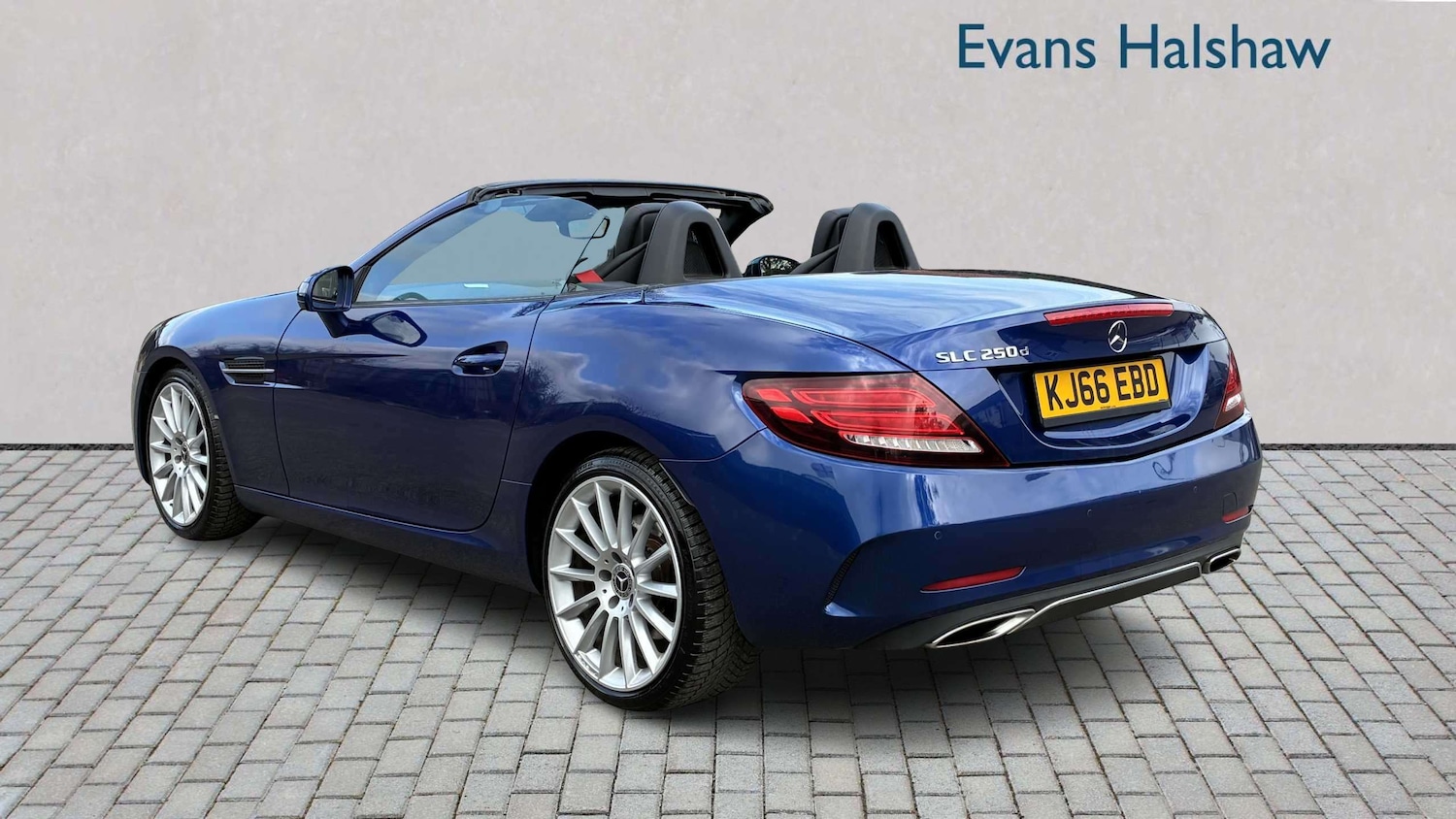 Used Mercedes-Benz SLC 2017 for sale - 77857534: Photo 5