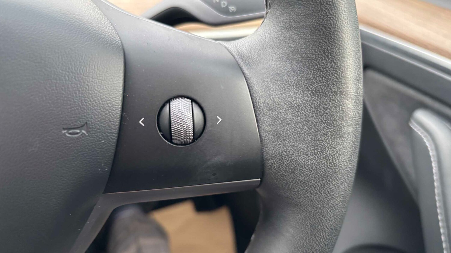 Used Tesla Model 3 for sale - 77861171: Photo 27