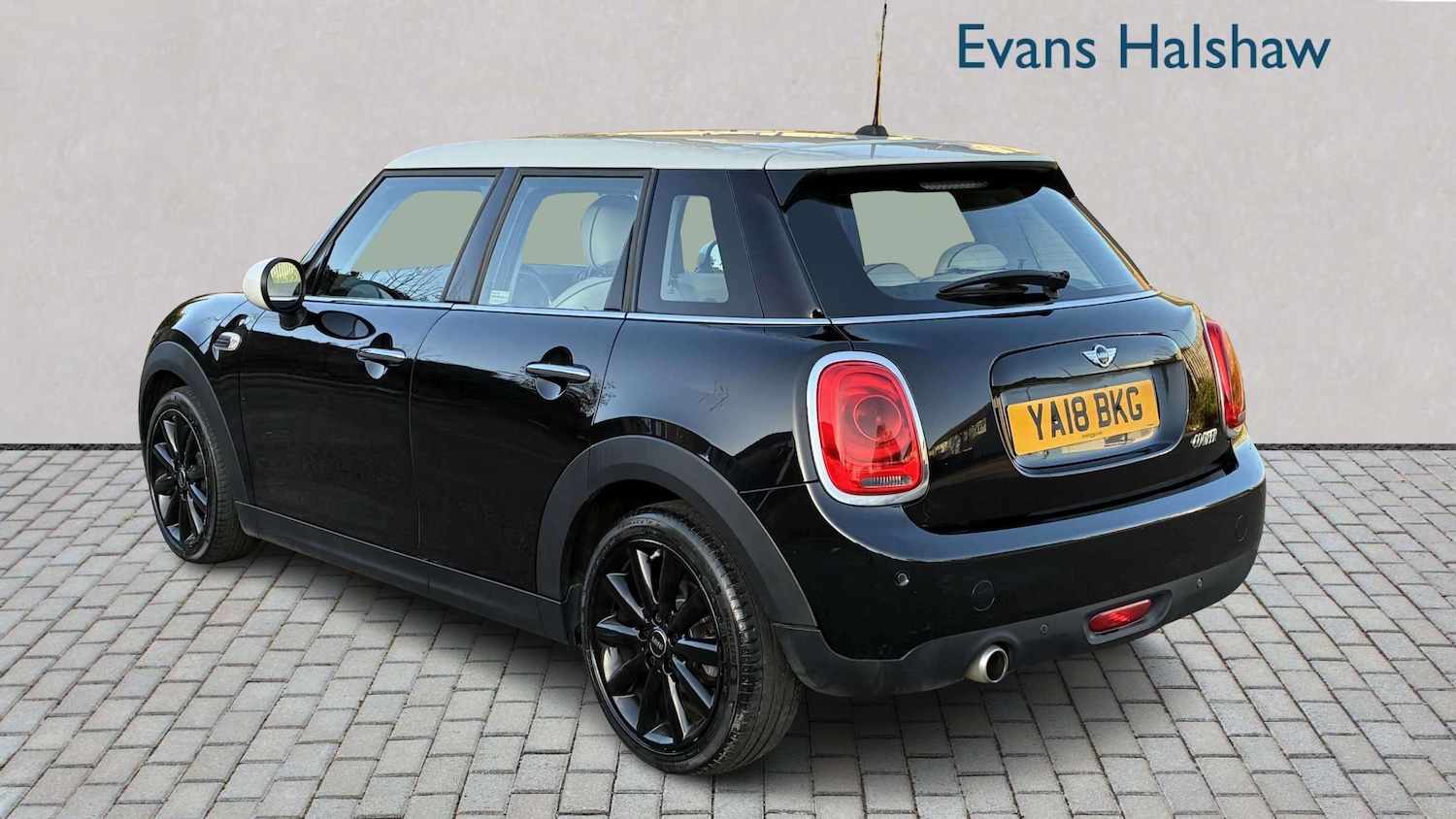 Used MINI Hatch 2018 for sale - 77885957: Photo 5