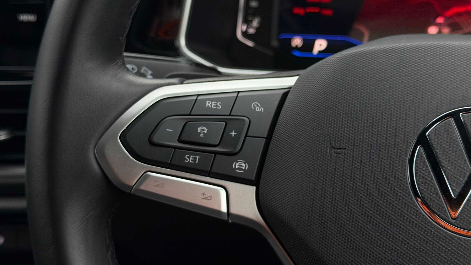 Used Volkswagen T-Roc 2024 for sale - 78209057: Photo 15