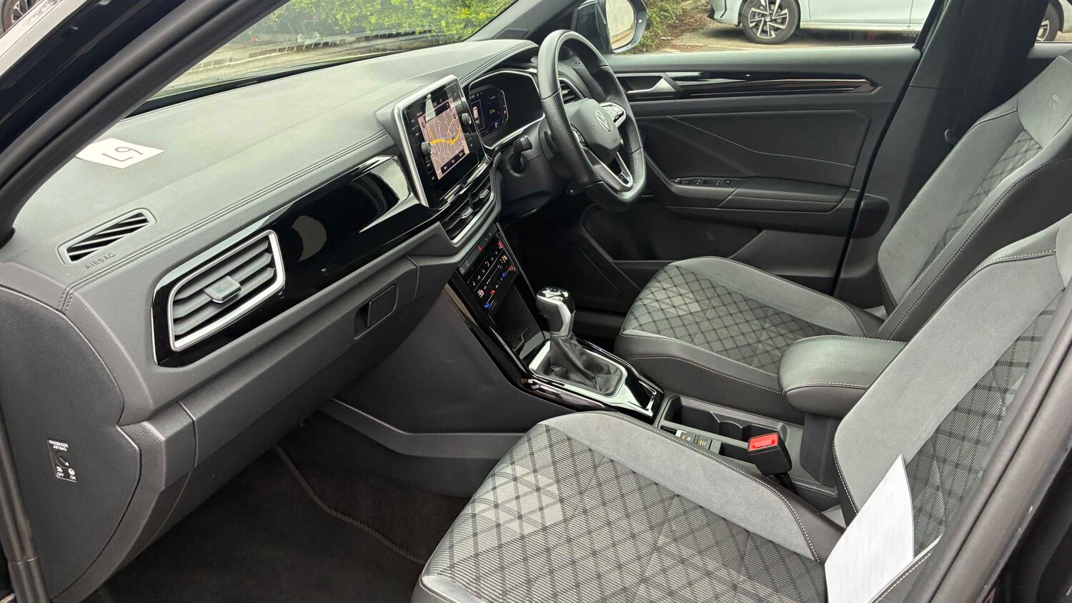 Used Volkswagen T-Roc 2022 for sale - 78010472: Photo 22